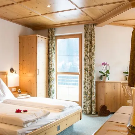 아파트 Fliana Arlberg - 장크트안톤암아를베르크