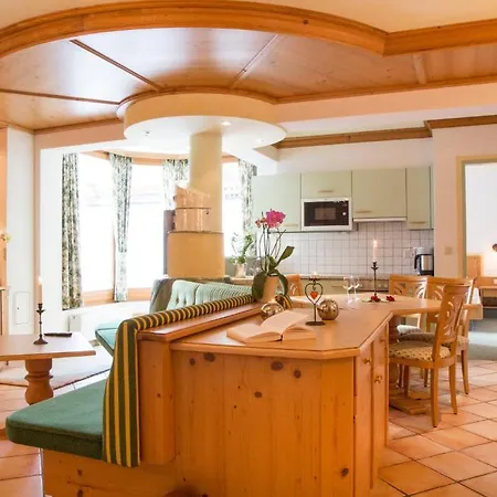 Fliana Arlberg - 아파트 장크트안톤암아를베르크