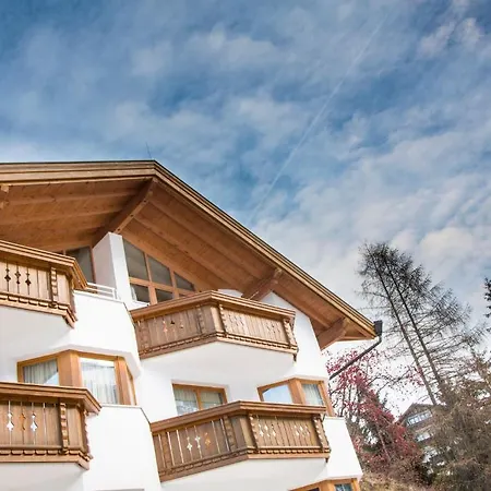 Fliana Arlberg & Apartment *